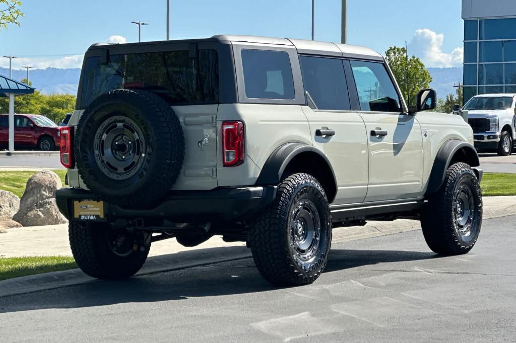 FORD BRONCO - 1