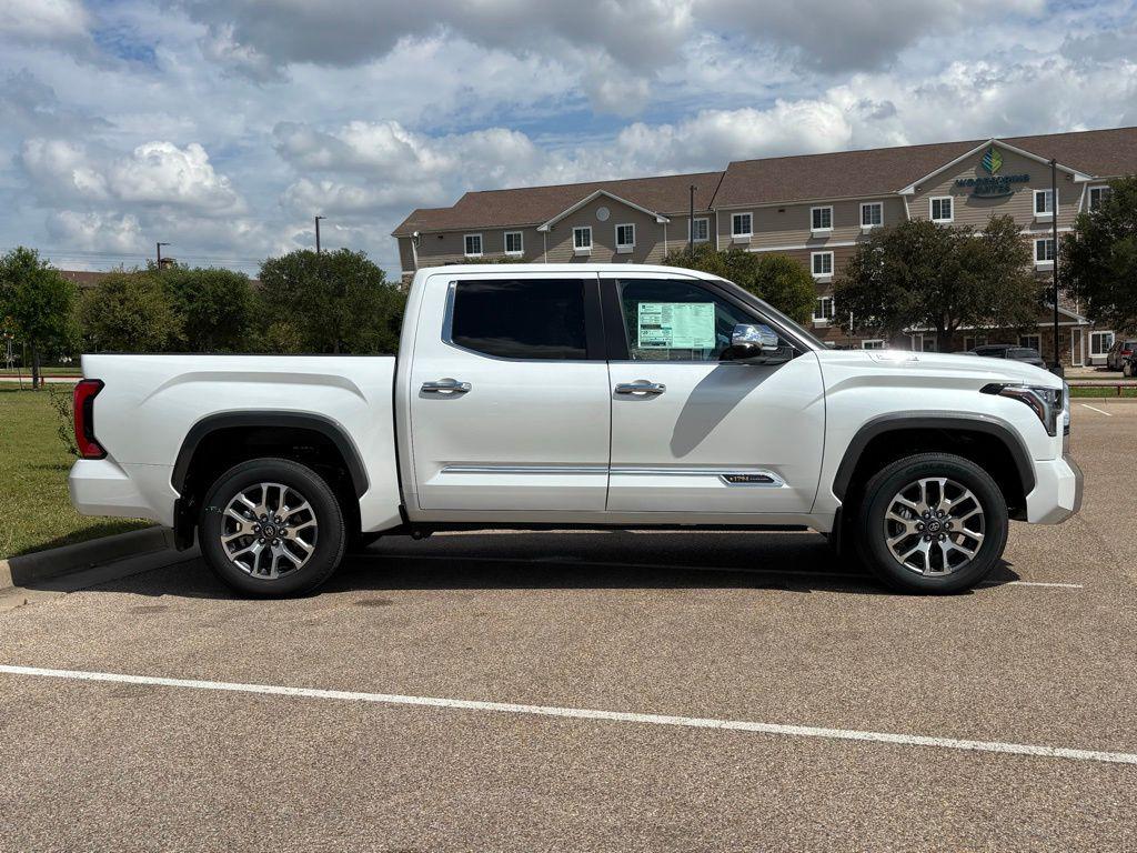 TOYOTA TUNDRA - 5