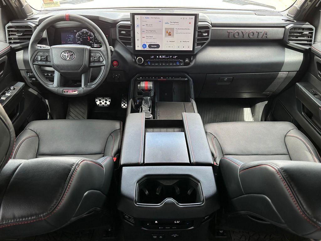 2025 Toyota SEQUOIA TRD PRO 照片 10