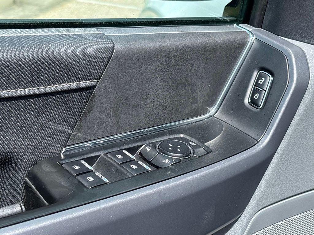 صورة مصغرة 25 لـ 2025 FORD F-150 XLT