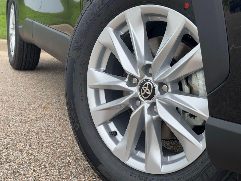 TOYOTA COROLLA CROSS - 2