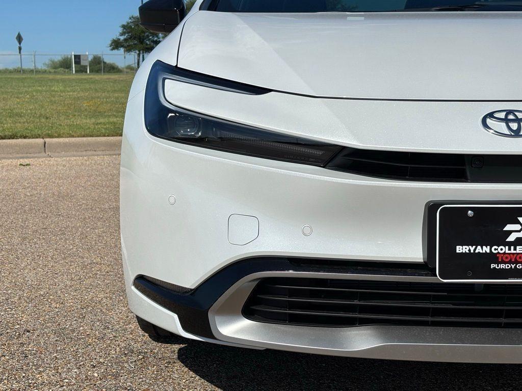 2025 Toyota PRIUS PLUG-IN HYBRID XSE PREMIUM — фото 4