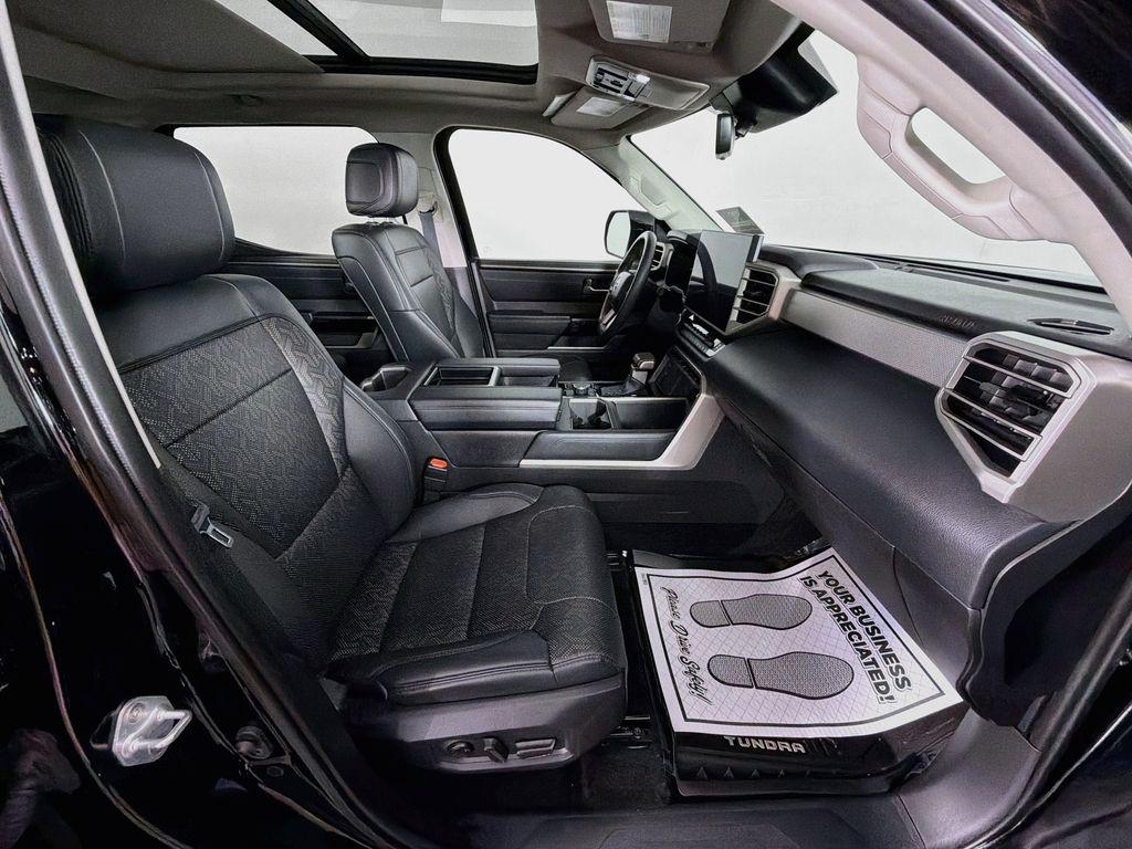 2024 Toyota TUNDRA LIMITED — миниатюра 27