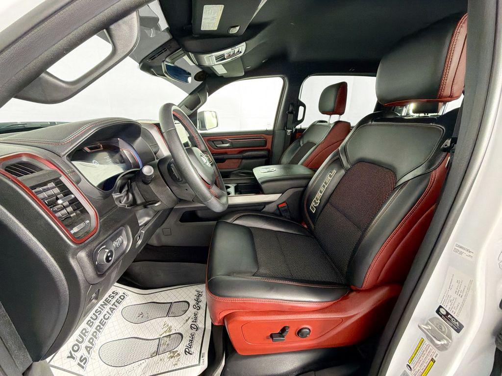 2025 RAM 1500 REBEL thumbnail 21
