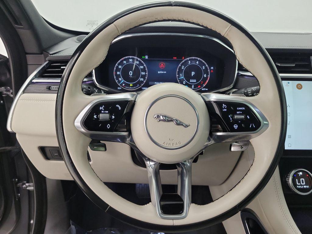 صورة 14 لـ 2024 Jaguar F-PACE R-DYNAMIC S P250 AWD AUTOMATIC