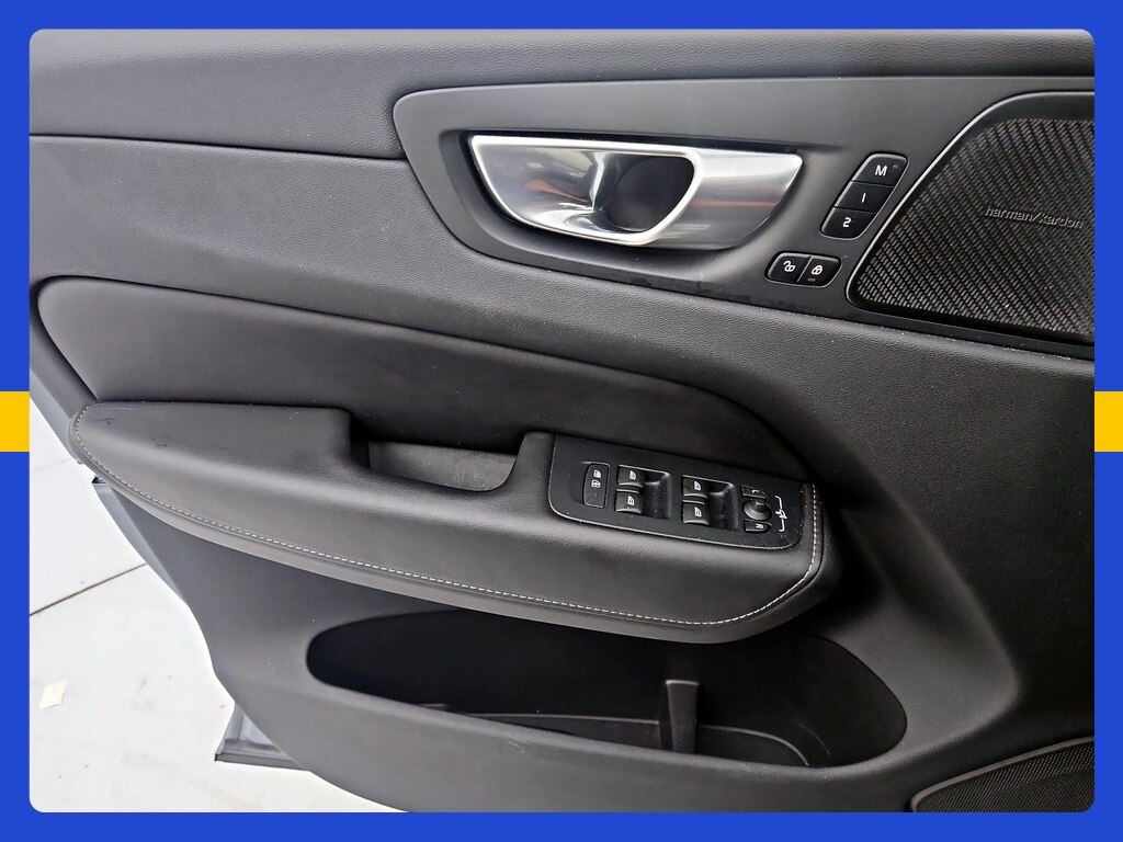 2023 Volvo XC60 B5 ULTIMATE BRIGHT THEME 照片 15