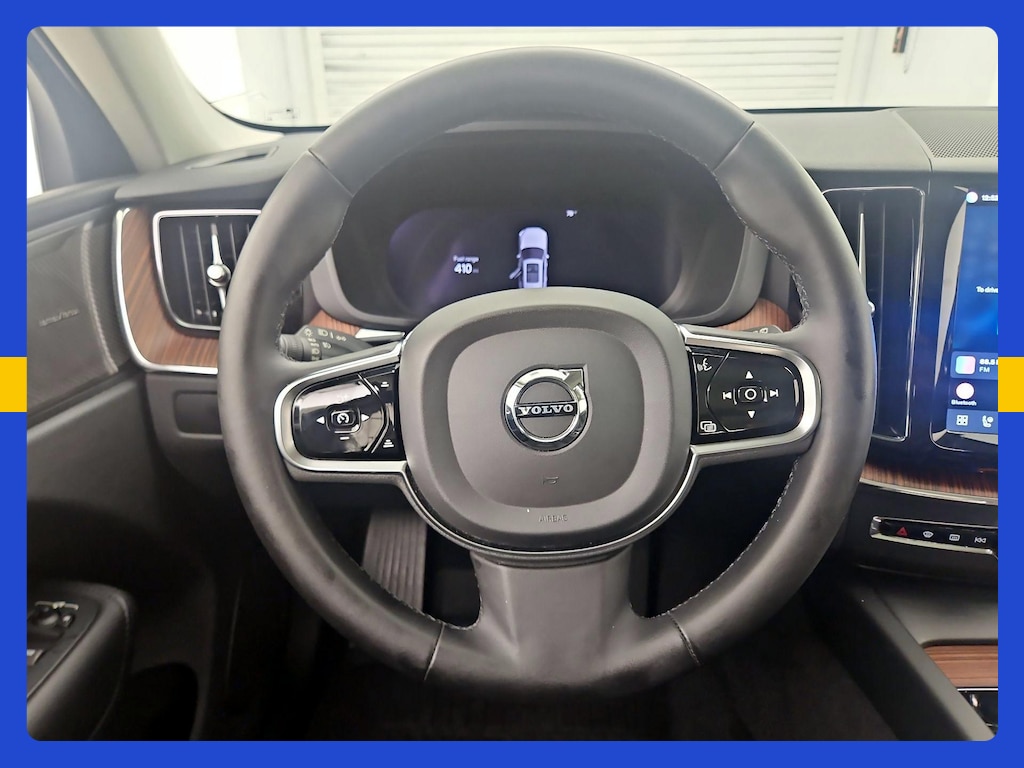 صورة 12 لـ 2024 Volvo XC60 B5 PLUS DARK THEME