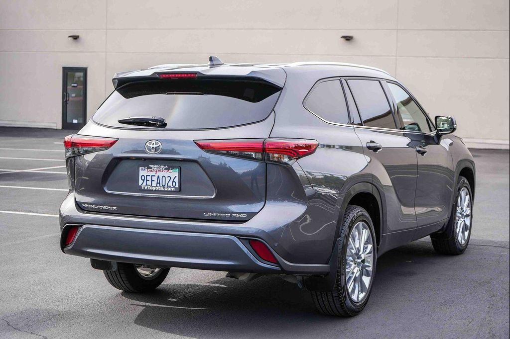 TOYOTA HIGHLANDER - 7