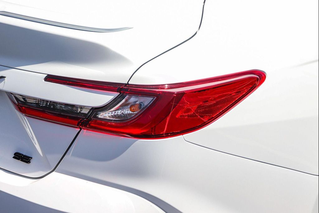 2026 Toyota CAMRY SE — фото 8