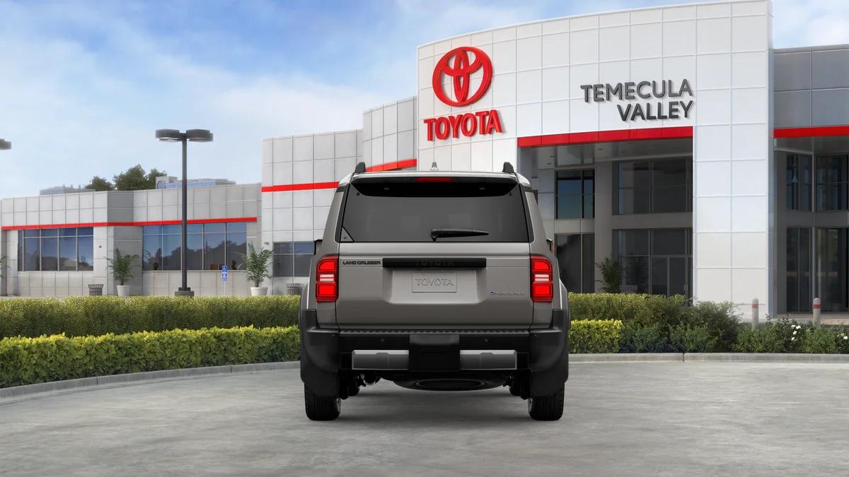 صورة 10 لـ 2027 Toyota LAND CRUISER BASE