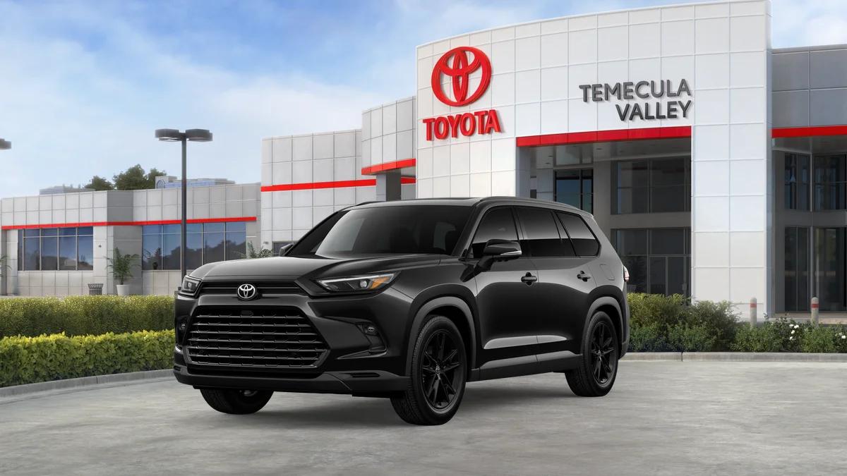 New 2026 Toyota Highlander Hybrid Base