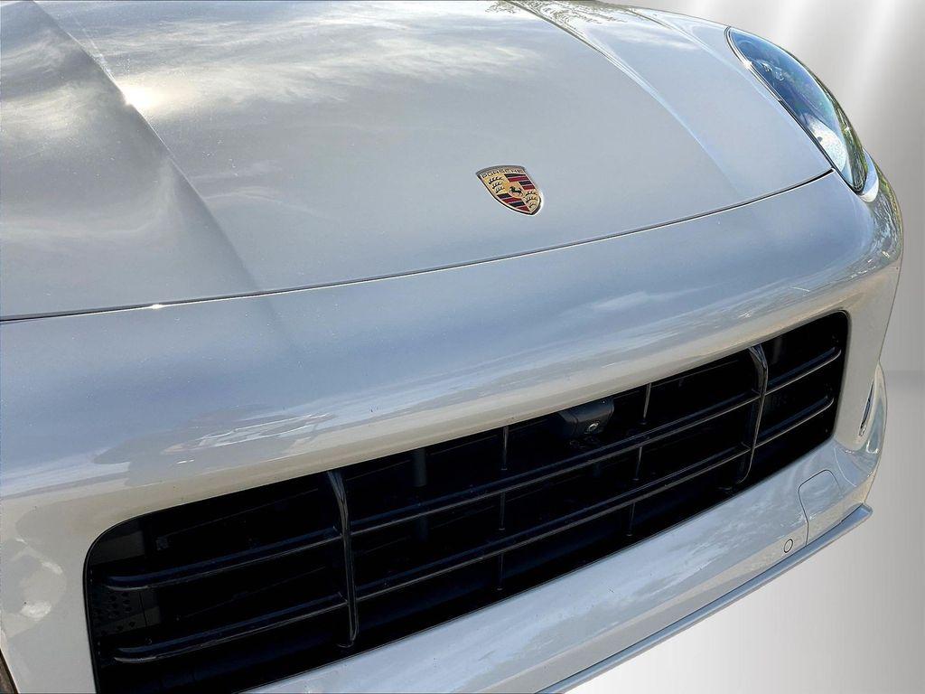 صورة مصغرة 32 لـ 2022 Porsche CAYENNE GTS