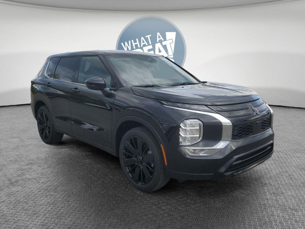 New 2026 Mitsubishi Outlander LE