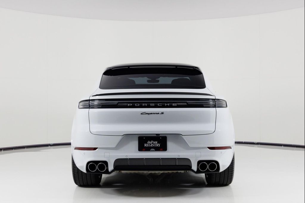 PORSCHE CAYENNE S - 4