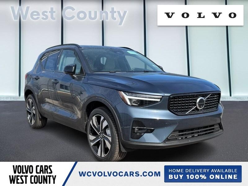 New 2026 Volvo XC40 B5 Ultra