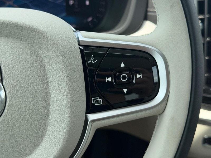 2026 Volvo XC60 B5 ULTRA 照片 10
