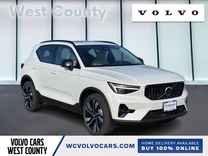 New 2026 Volvo XC40 B5 Ultra