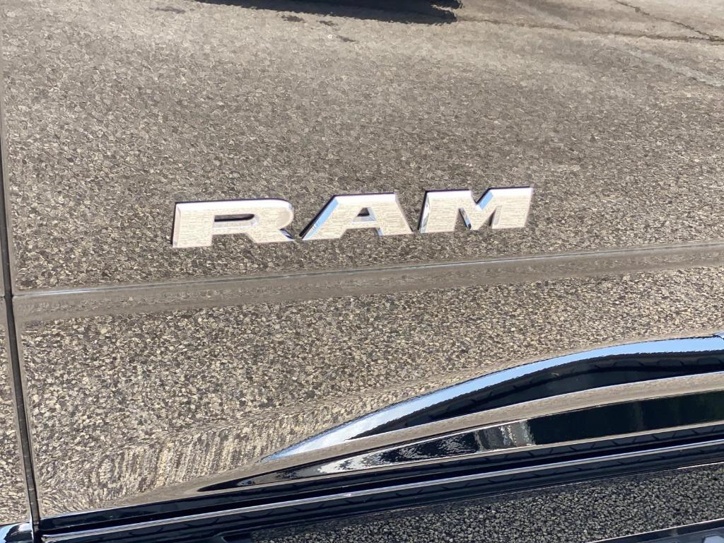 صورة مصغرة 15 لـ 2026 RAM 2500 BIG HORN