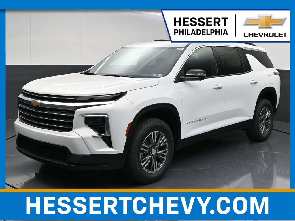 New 2026 Chevrolet Traverse LT