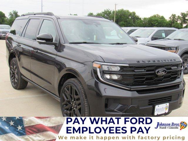 New 2026 Ford Expedition Platinum
