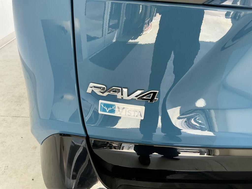 صورة 6 لـ 2023 Toyota RAV4 HYBRID XSE