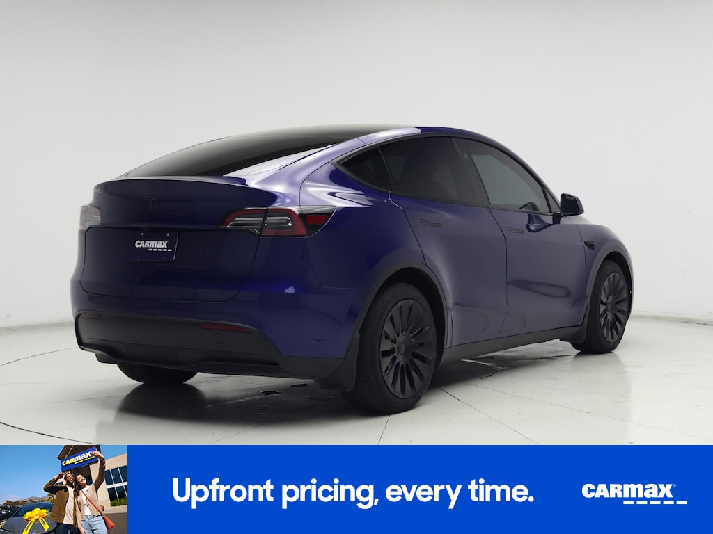 TESLA MODEL Y LONG RANGE - 10