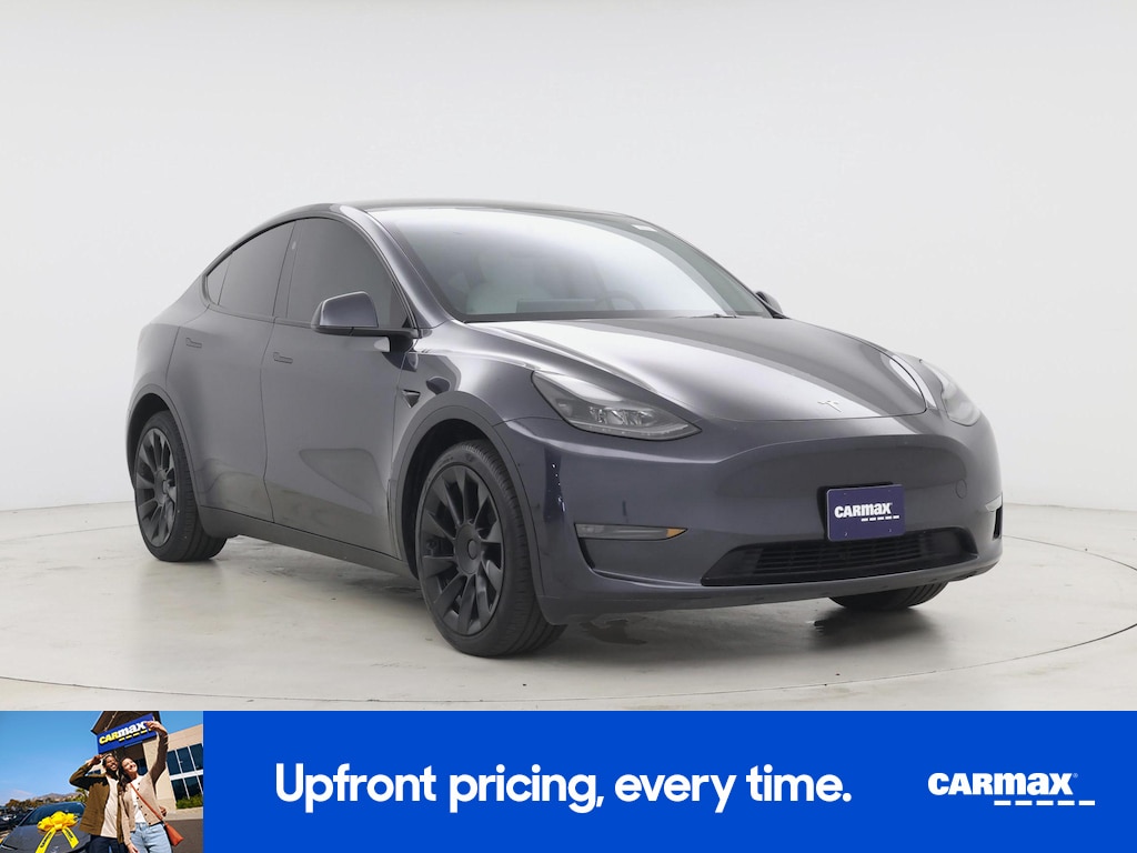 TESLA MODEL Y LONG RANGE - 1