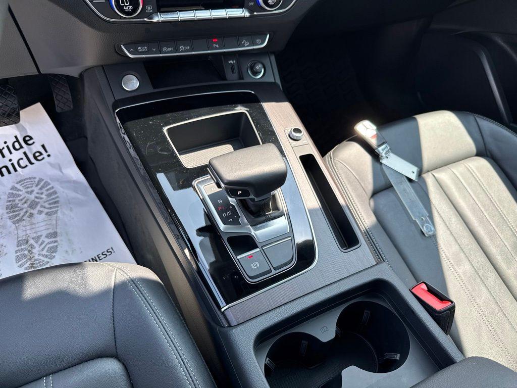 صورة مصغرة 23 لـ 2023 AUDI Q5 45 S LINE QUATTRO PREMIUM
