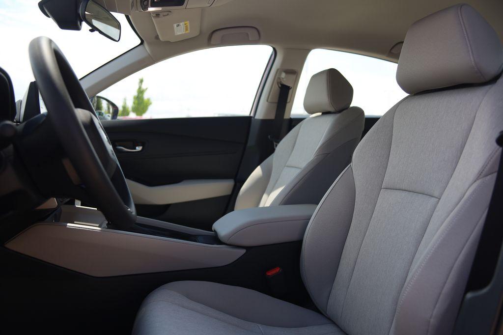 صورة مصغرة 12 لـ 2026 Honda ACCORD LX