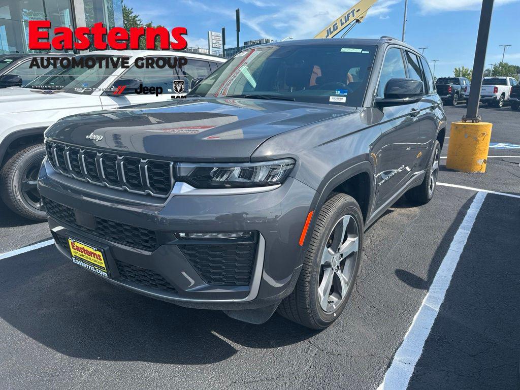 New 2026 Jeep Grand Cherokee Limited