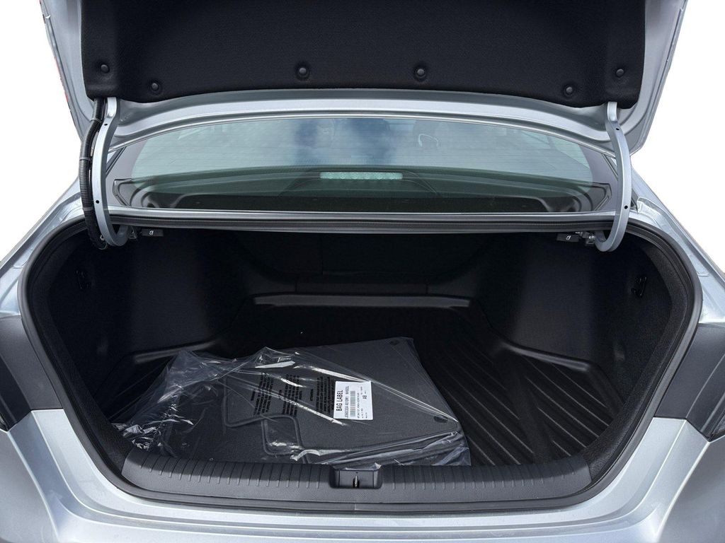 صورة مصغرة 17 لـ 2026 Honda ACCORD SE