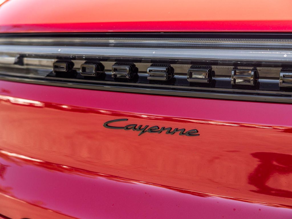 صورة مصغرة 24 لـ 2026 Porsche CAYENNE