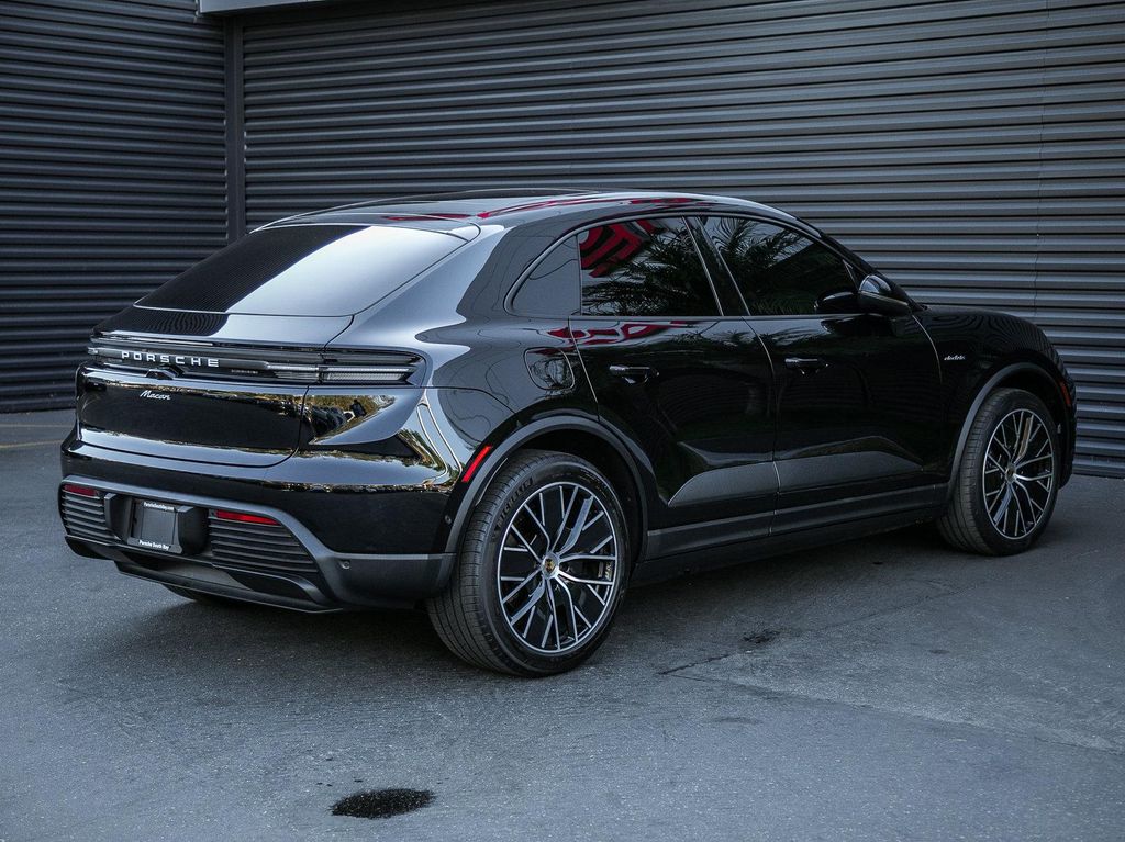 2025 Porsche MACAN MACAN ELECTRIC — фото 10