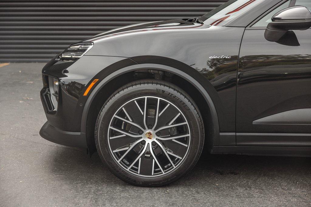 2025 Porsche MACAN MACAN ELECTRIC 缩略图 20