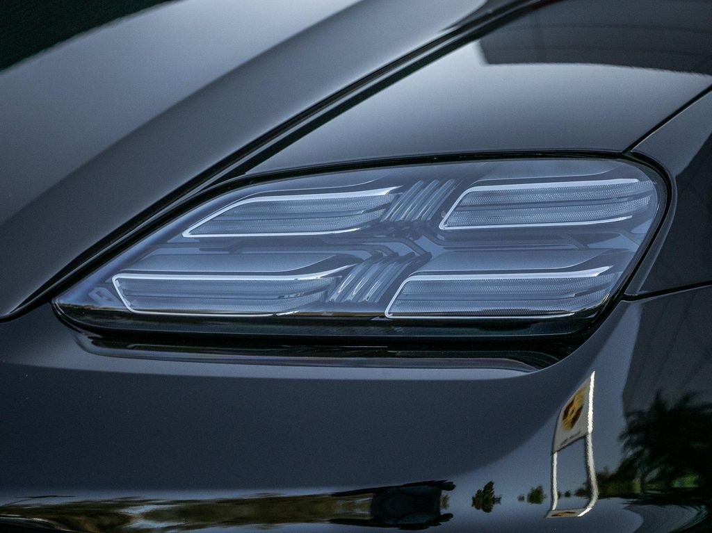 صورة مصغرة 26 لـ 2025 Porsche MACAN MACAN ELECTRIC