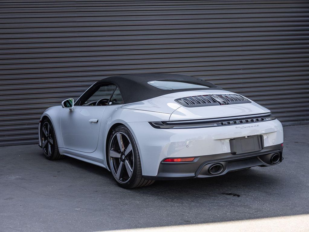 2026 Porsche 911 CARRERA 4S CABRIOLET — фото 3