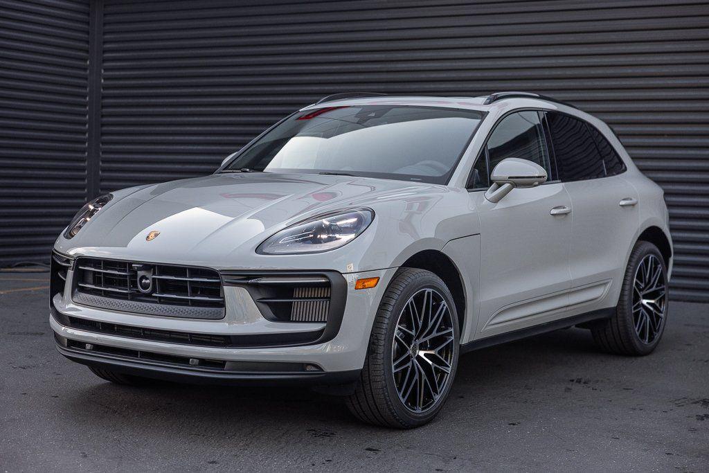 New 2026 Porsche Macan Macan