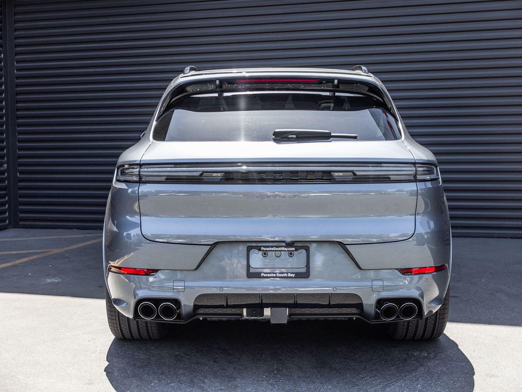 صورة 9 لـ 2026 Porsche CAYENNE GTS