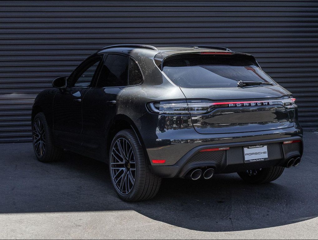 صورة 3 لـ 2026 Porsche MACAN