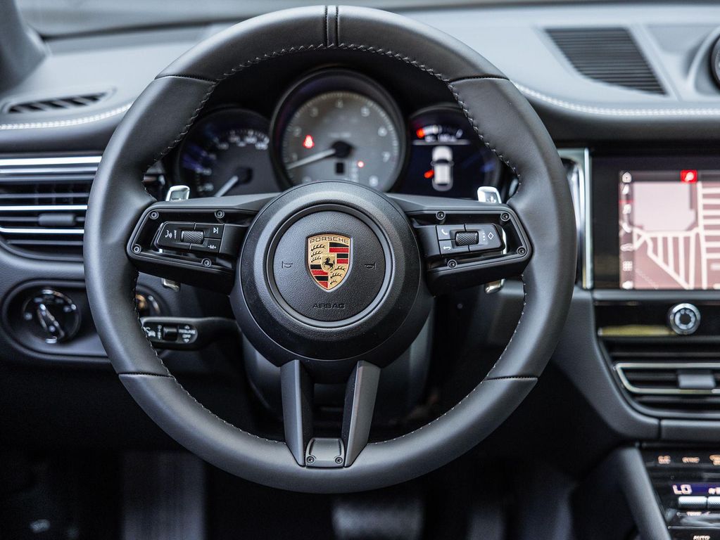 2026 Porsche MACAN 缩略图 14