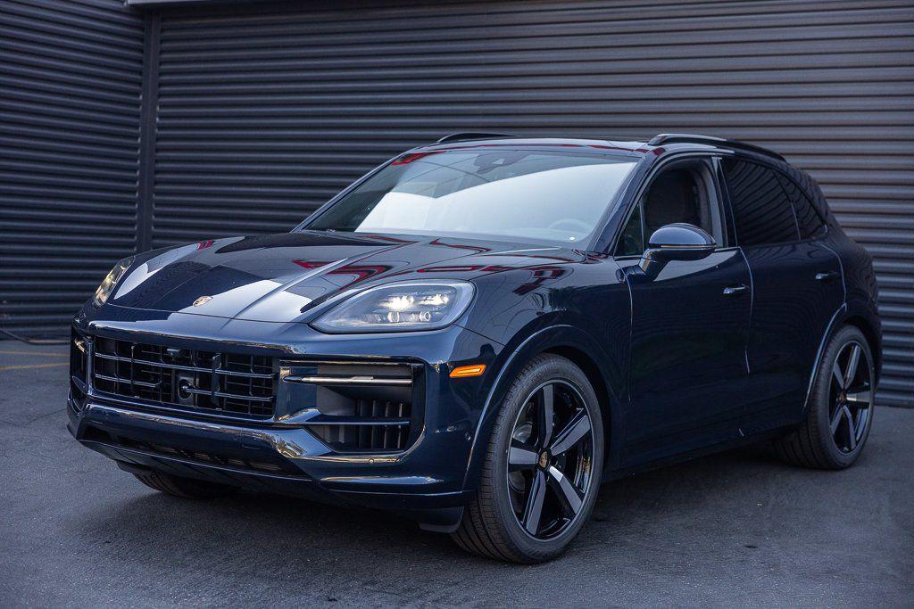 PORSCHE CAYENNE - 1