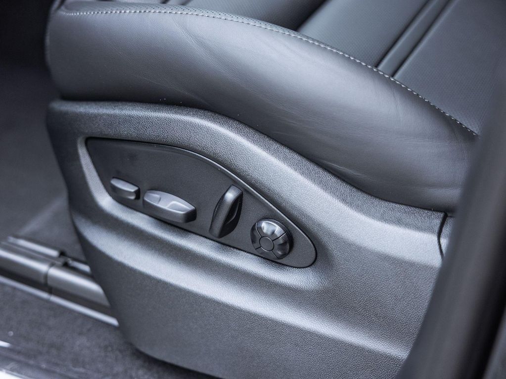 صورة مصغرة 23 لـ 2026 Porsche CAYENNE