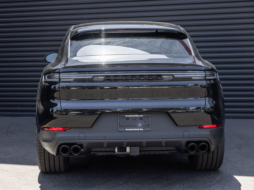 2026 Porsche CAYENNE 照片 9