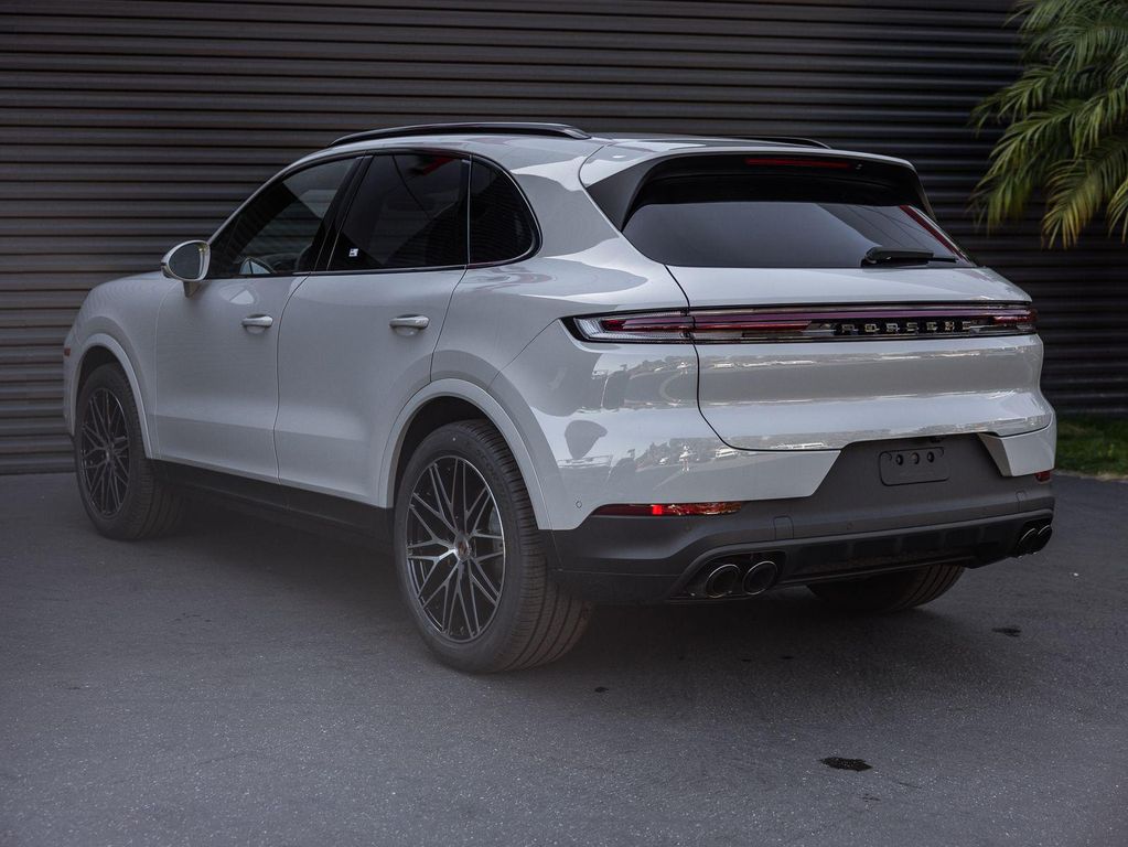 PORSCHE CAYENNE - 3