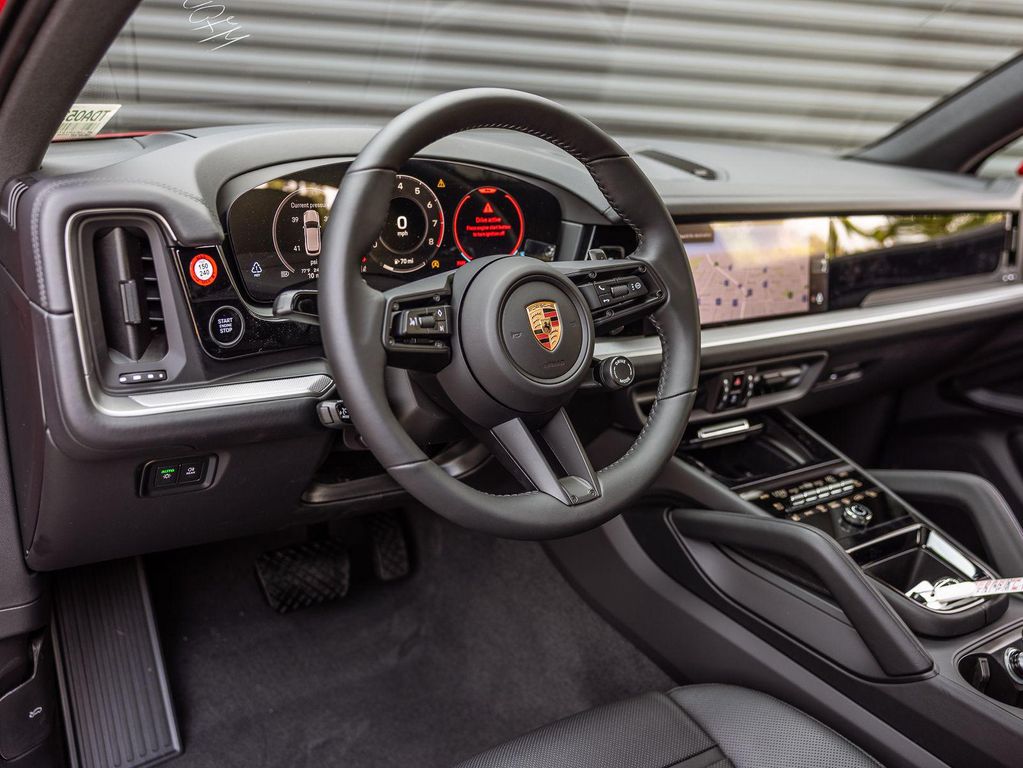 PORSCHE CAYENNE - 4