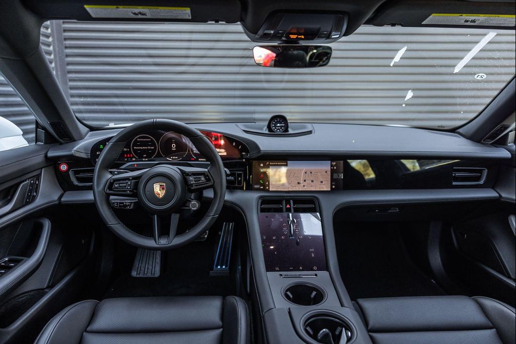 2026 Porsche TAYCAN — миниатюра 11