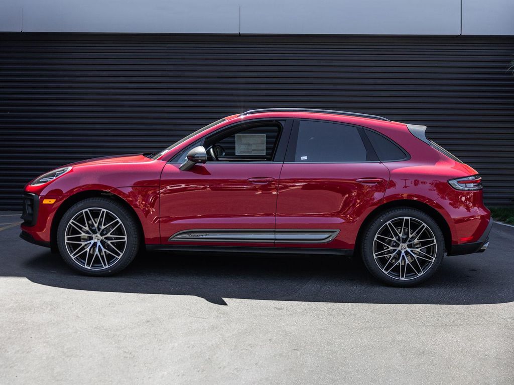 صورة 2 لـ 2026 Porsche MACAN T