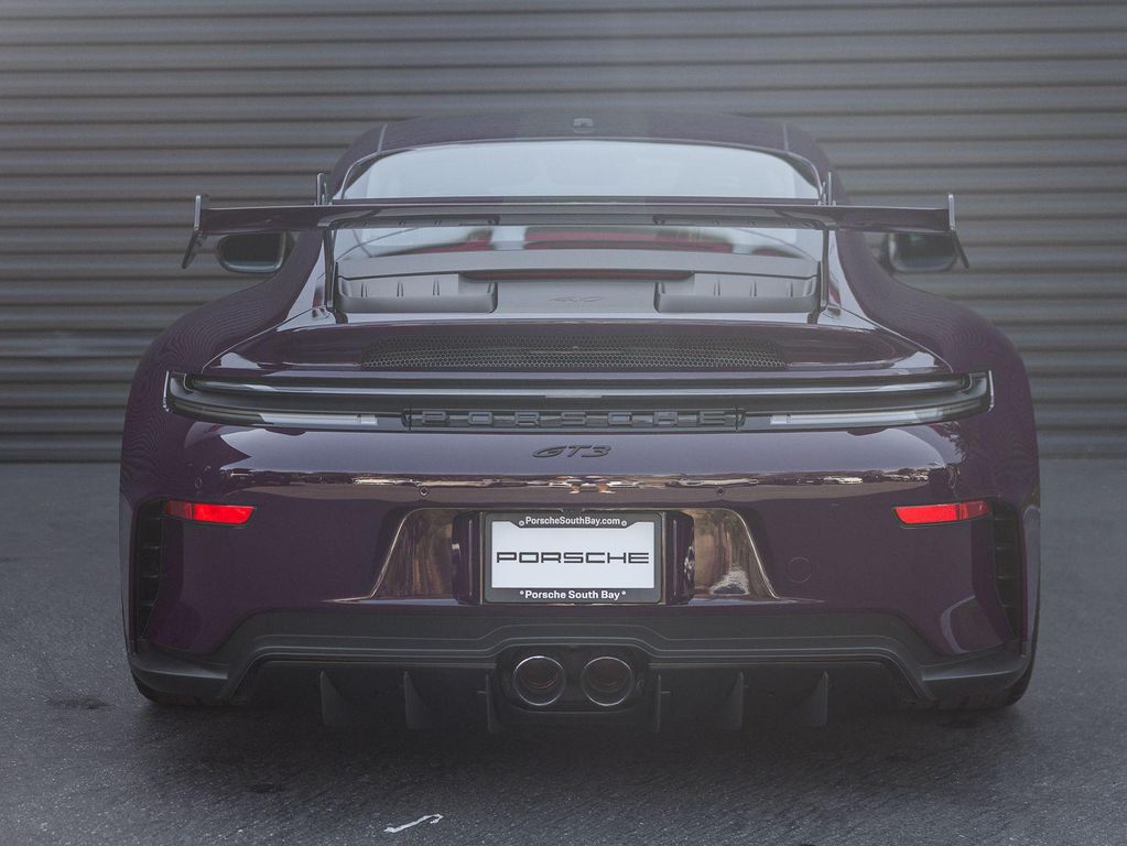 صورة 8 لـ 2026 Porsche 911 GT3