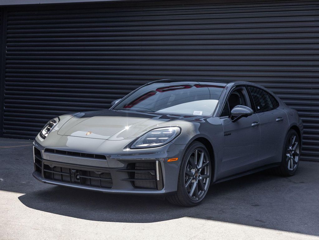 New 2026 Porsche Panamera 4