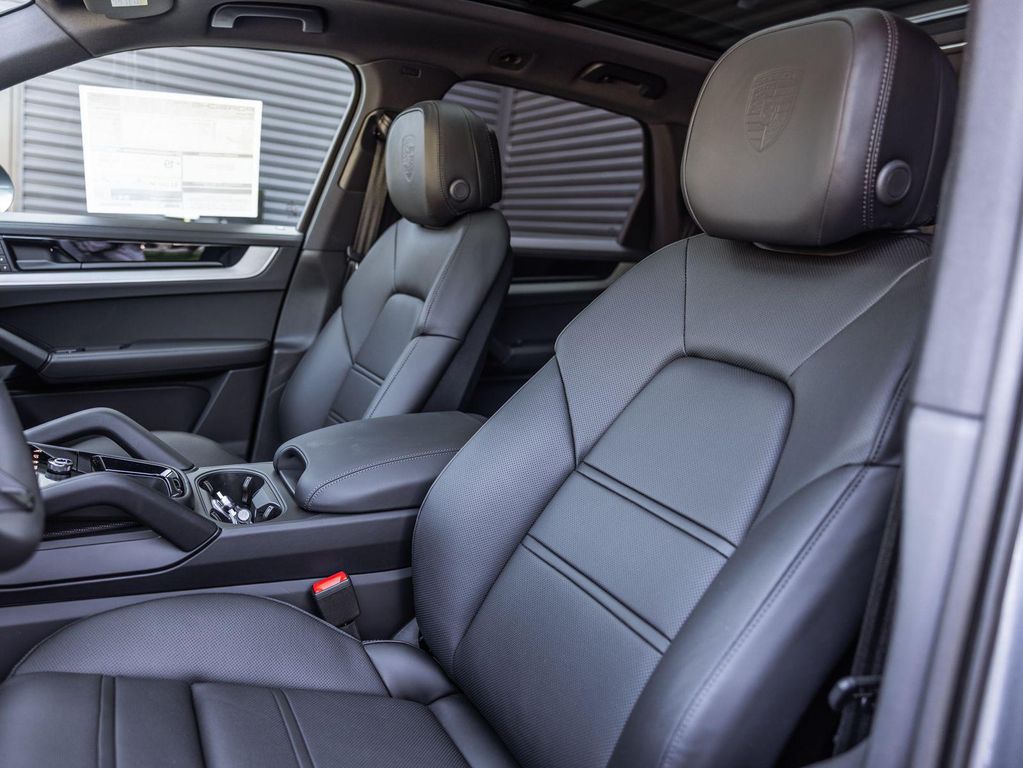 2026 Porsche CAYENNE 照片 5